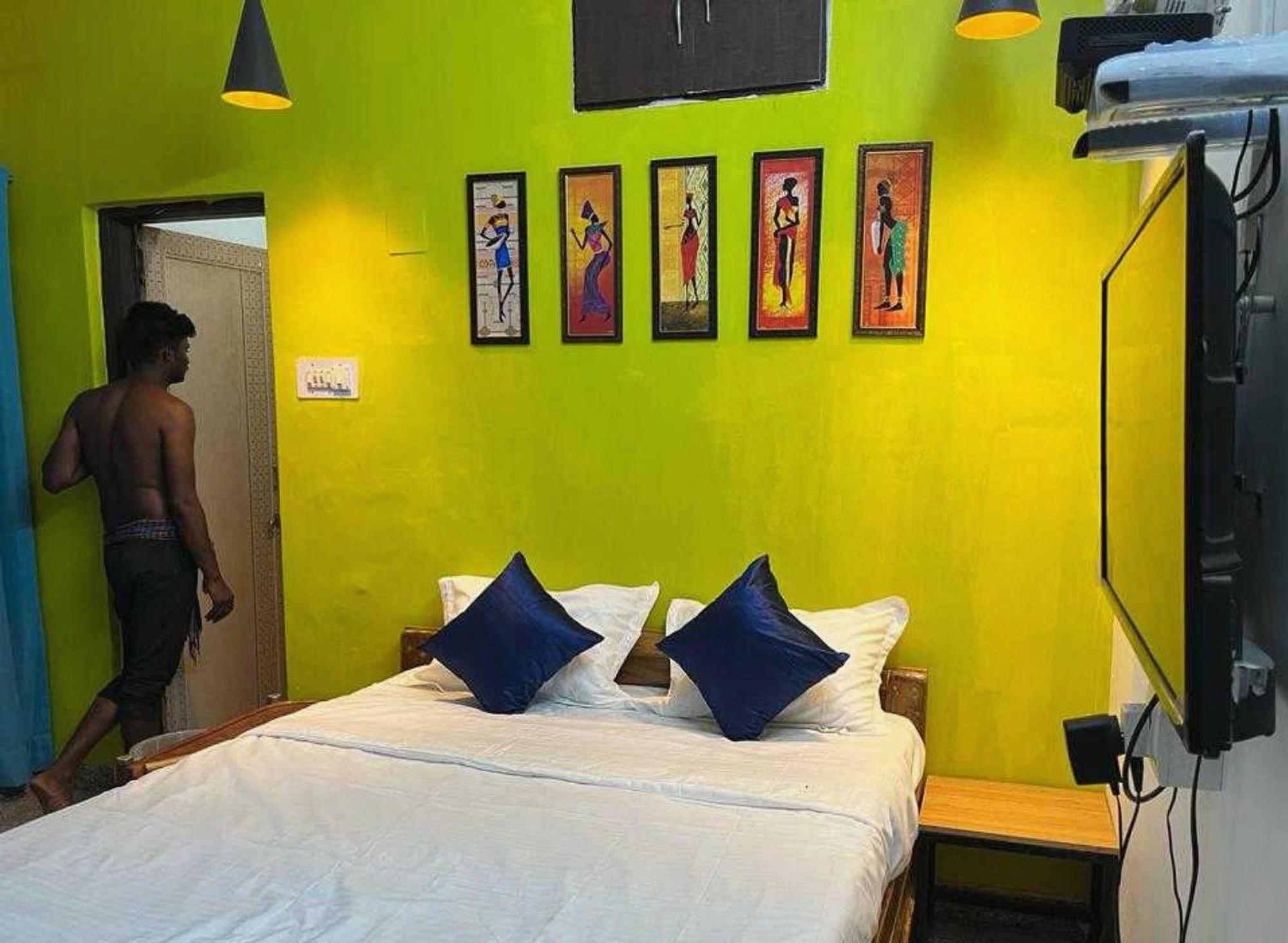 Hotel O Housefull Residency Khandagiri Extérieur photo